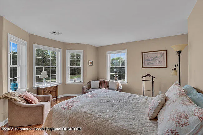 42 Pitney Ave — Photo 45