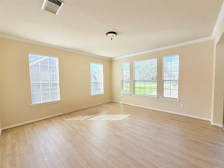 24626 Blane Dr — Photo 8