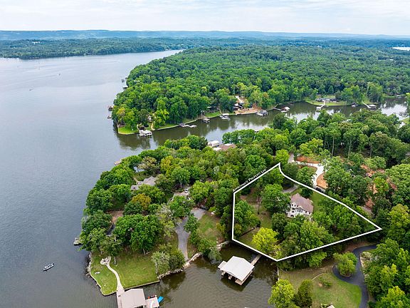 3rd image of 6206 Dogwood Dr