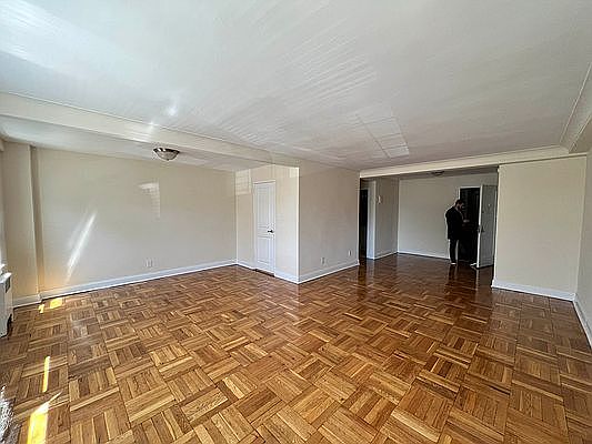 5th image of 87-05 166th St #7D
