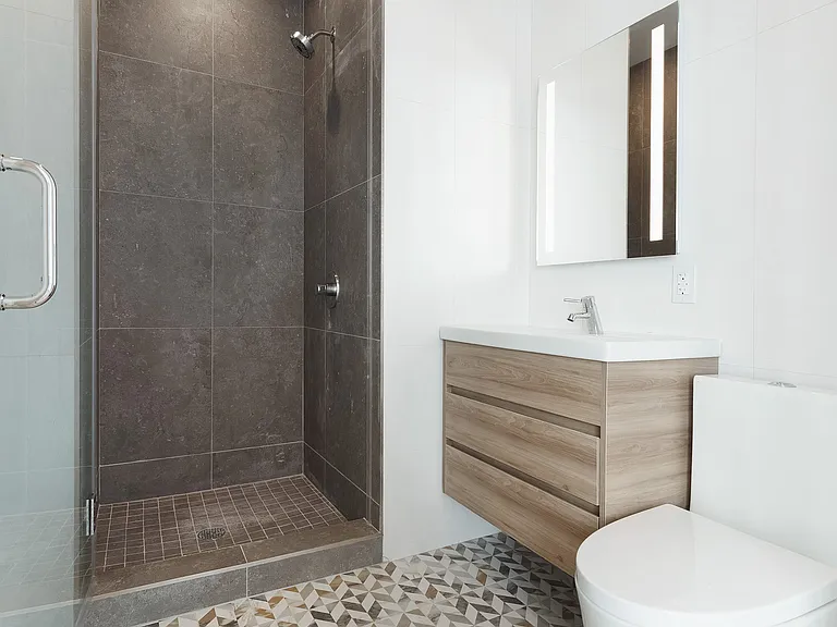 584 4th Ave #606 — Photo 13