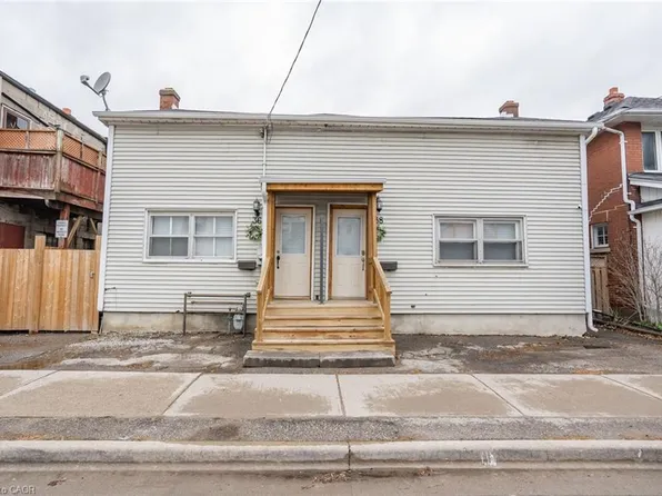 36 & 38 Bruce St, Oshawa, ON L1H 1P4