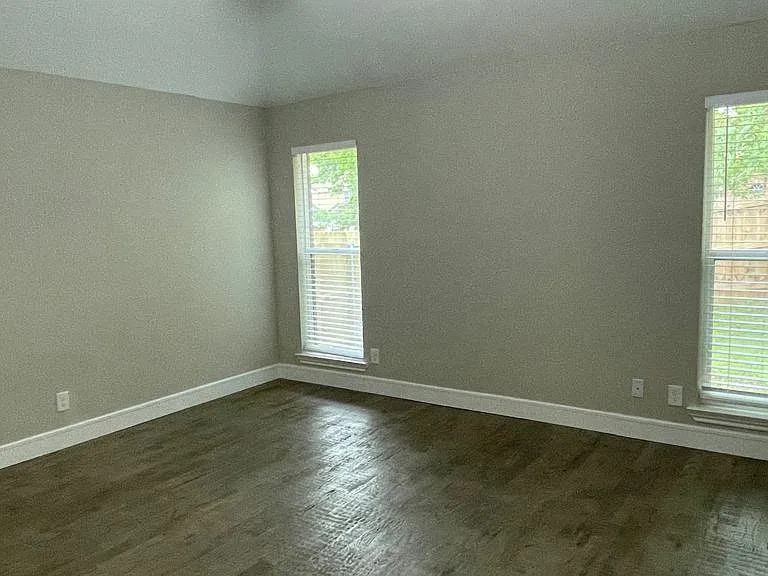 1477 Hampton Rd — Photo 5