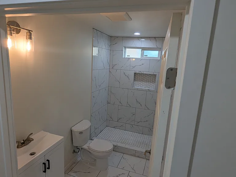 1932 S Erminia Way #A — Photo 12