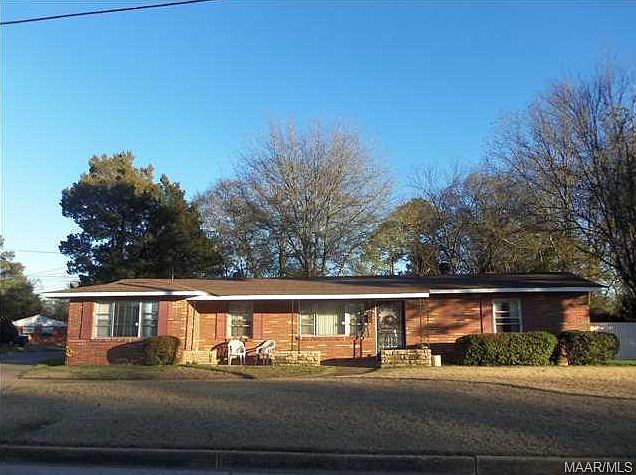 2nd image of 2966 Vandy Dr