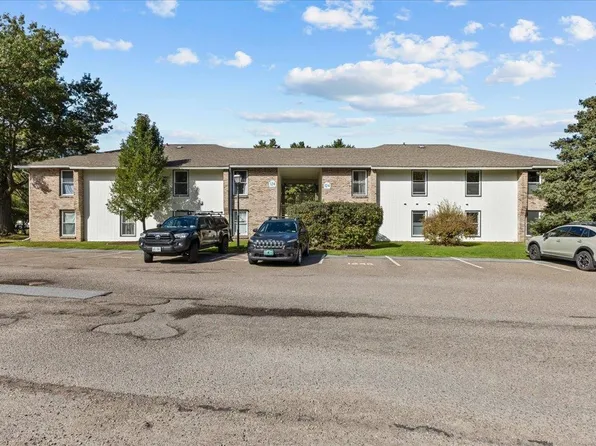 124 Ledgewood Circle #102, Burlington, VT 05401