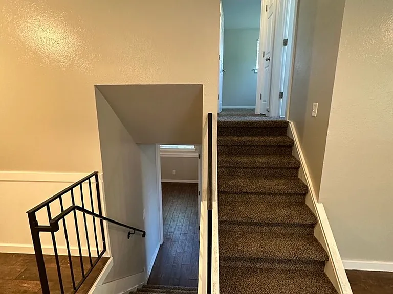 5253 Meade St #5253 — Photo 7