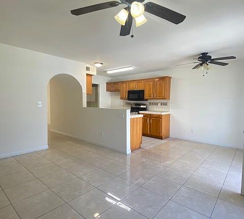 5th image of 8305 Rosemead Blvd