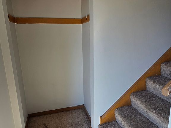3rd image of 1644 1st Ave NE #2