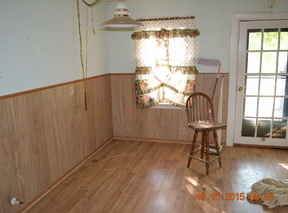 4th image of 3616 Homan Ave