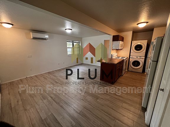 5th image of 1309 Montana St APT 101