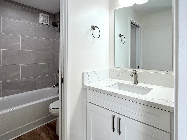 647 Kunawai Ln #613 — Photo 8