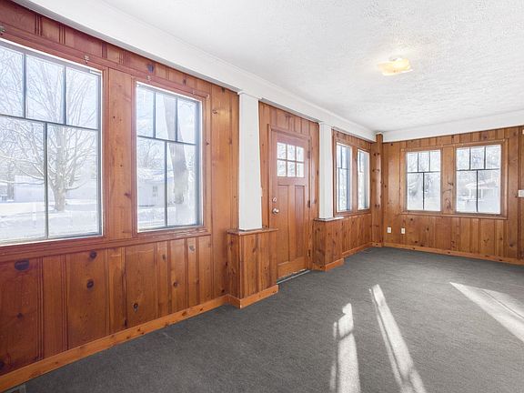 4th image of 1001 S 12th St