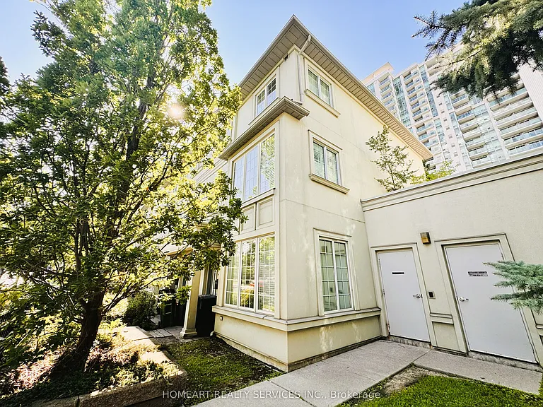 32 Glendora Ave — Photo 3