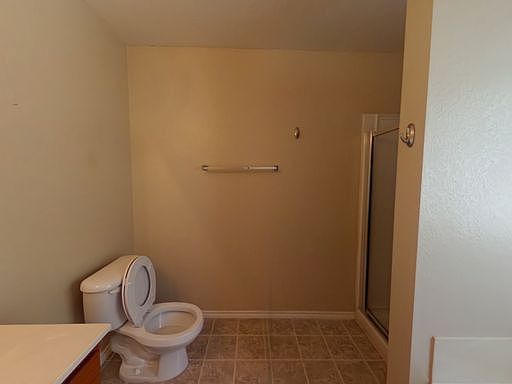 5th image of 8015 Ashwood Pointe
