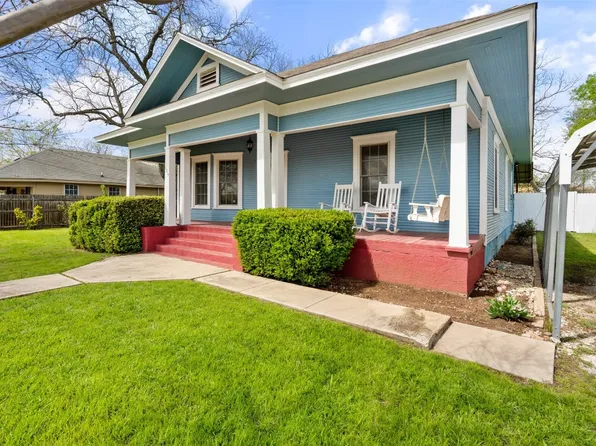 109 Throckmorton St, Weatherford, TX 76086