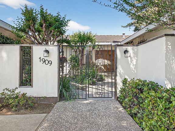 4th image of 1909 Chelwood Way