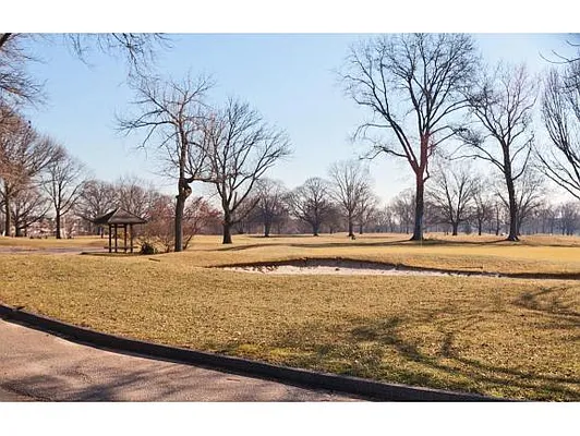 Sold by Calabrese Real Estate | media 13