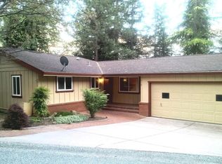 215 Hill St, Grass Valley, CA 95945