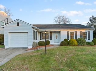 71 Dukes Rd, Rahway City, NJ 07065