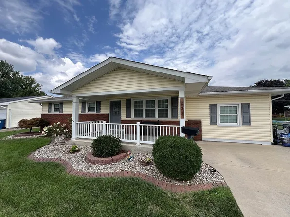 433 S Walnut St, Bethalto, IL 62010