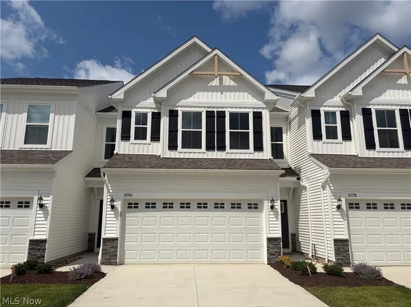 32740 Sandridge Run, Avon Lake, OH 44012