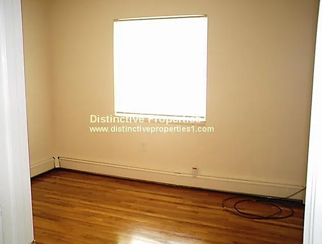 Building Photo 4