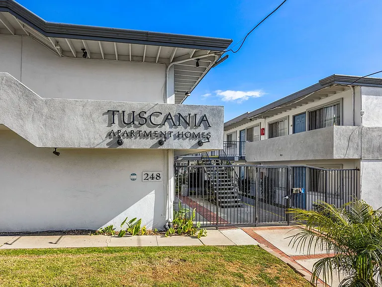 Tuscania Apartments — Photo 8