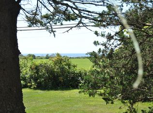 38 S Weeden Rd, South Kingstown, RI 02879