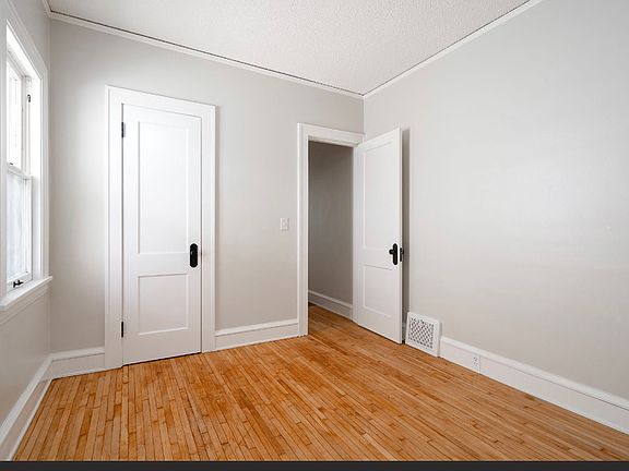 3rd image of 2827 Johnson St NE #2