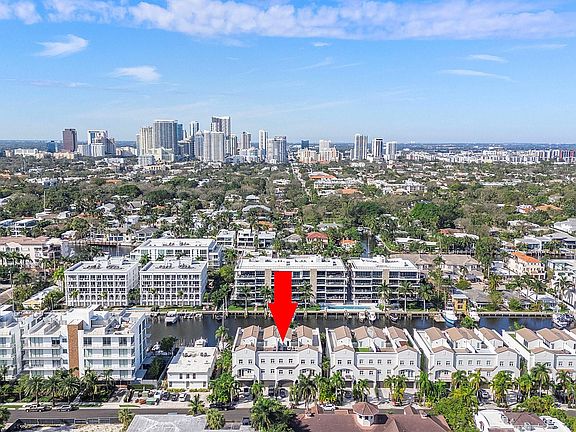 3rd image of 59 Isle Of Venice Dr