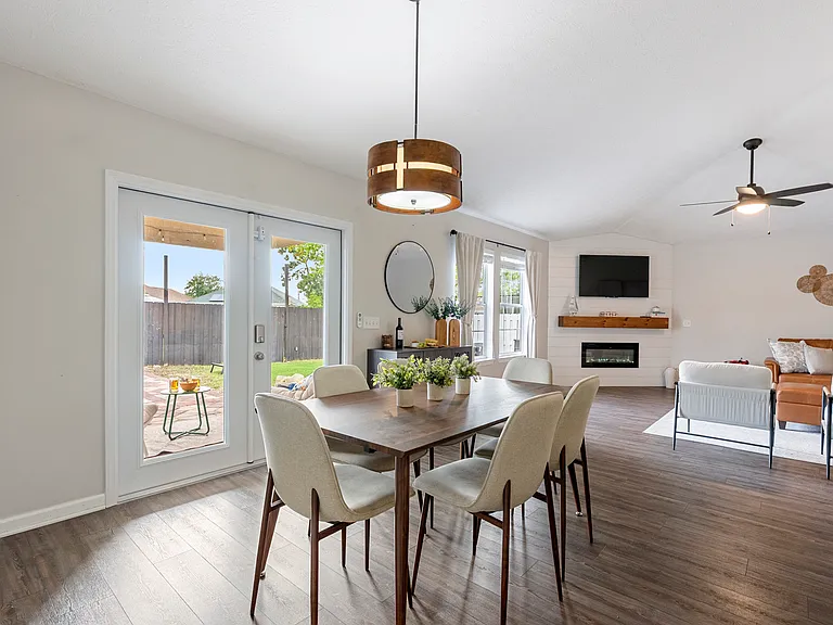 416 Brady Way — Photo 31