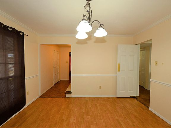 5th image of 1231 Hidden Oak Dr