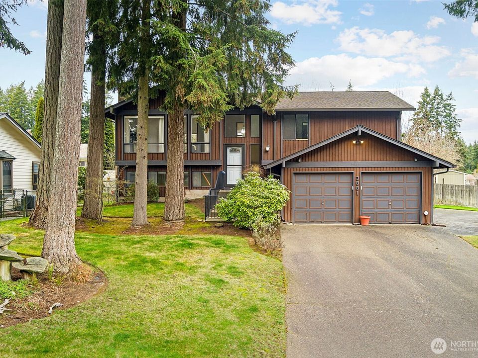 1st image of 3881 SE Buckingham Drive