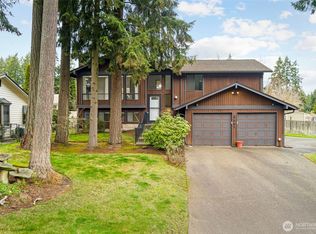 3881 SE Buckingham Dr, Pt Orchard, WA