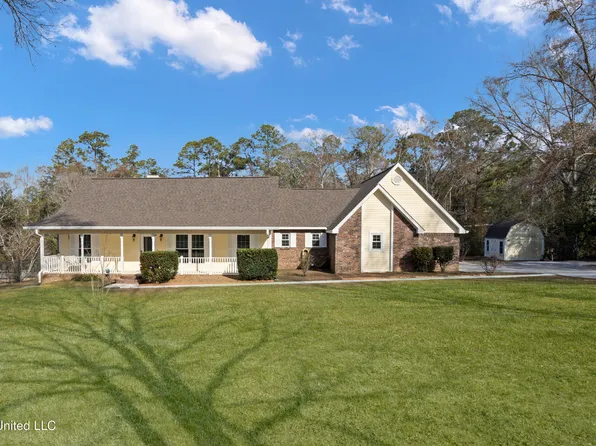 13418 Damon Ct, Biloxi, MS 39532