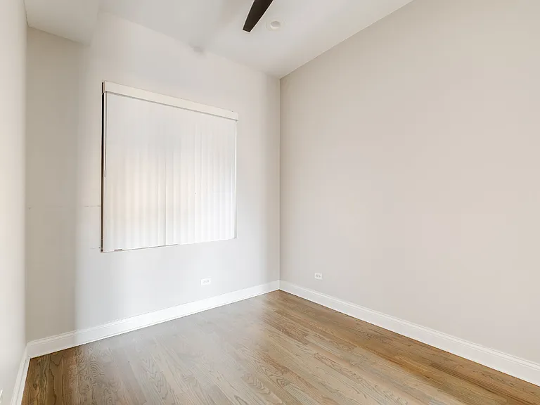 1947 W Chicago Ave #2F — Photo 10
