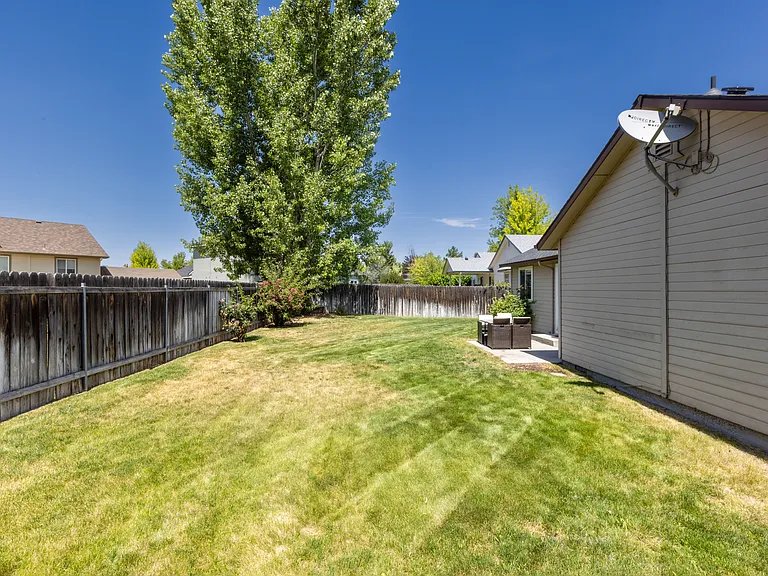 5875 S Hollyhock Way — Photo 33