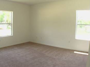 4th image of 36204 Michigan Dr