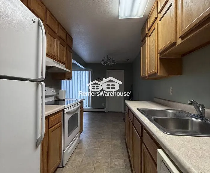 4648 Cedar Lake Rd S #1 — Photo 4