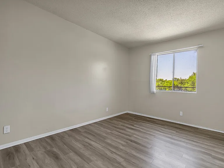 410 Heights | Interior