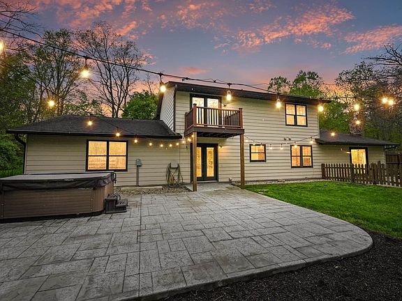 4th image of 4627 Merriam Creek Dr