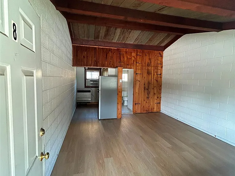 42 Congers Rd #8 — Photo 1