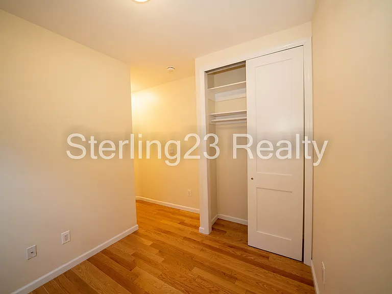 23-90 29th St #10 — Photo 8