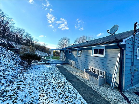 3rd image of 118 Foster Rd