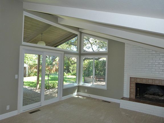 4th image of 6696 Crystal Springs Dr