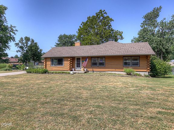 3rd image of 1729 Glenwood Pl