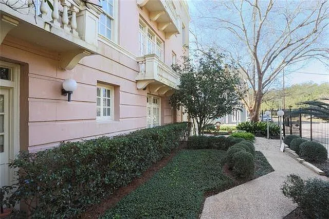 1 bed, 1.0 bath, 600 sqft, $1,600 — Photo 3