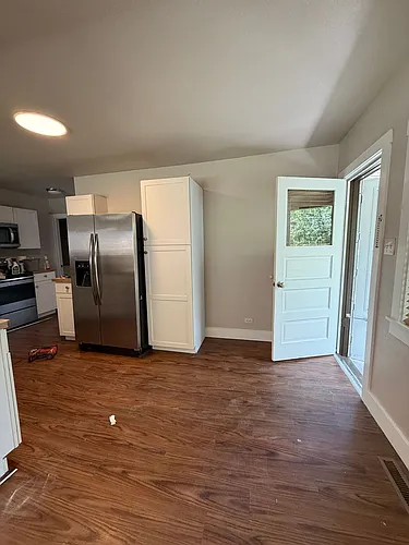 1643 N B St Photo 1