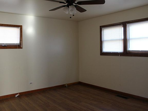 Bedroom #1